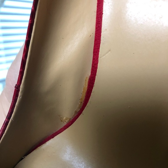 SOLD 🚫 Nine West Red Snakeskin Pumps - Picture 9 of 11